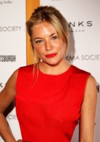 Sienna Miller photo #