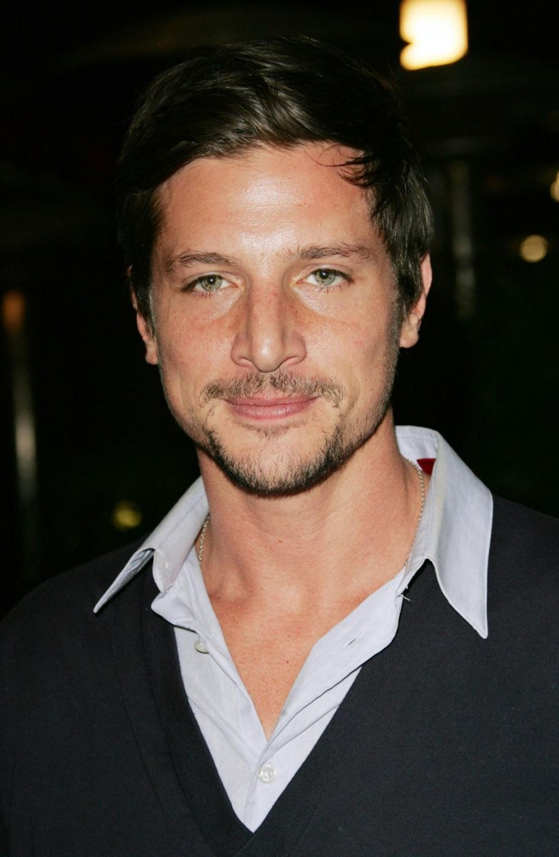 Simon Rex: pic #203364