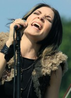 Skylar Grey photo #