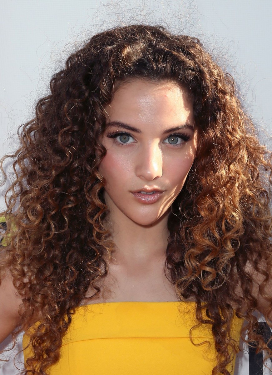 Sofie Dossi: pic #1093036