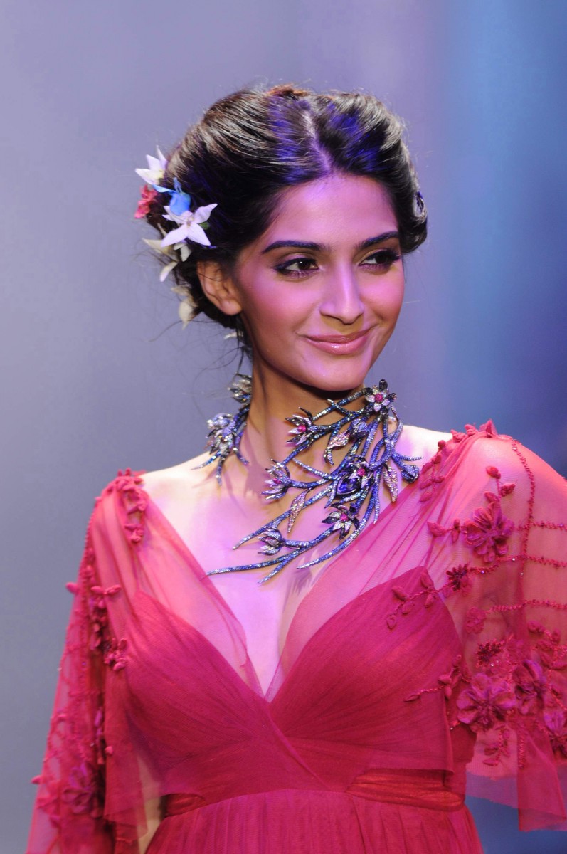 Sonam Kapoor: pic #432886