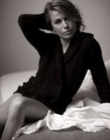 Sonya Walger photo #