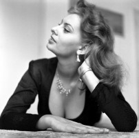 Sophia Loren photo #