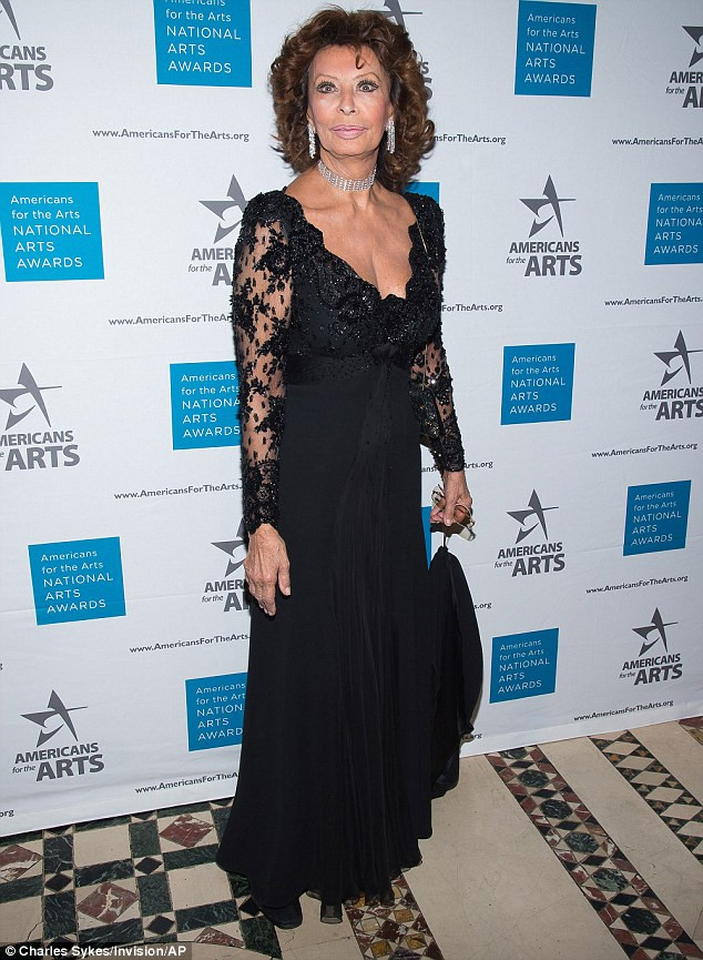Sophia Loren: pic #806045