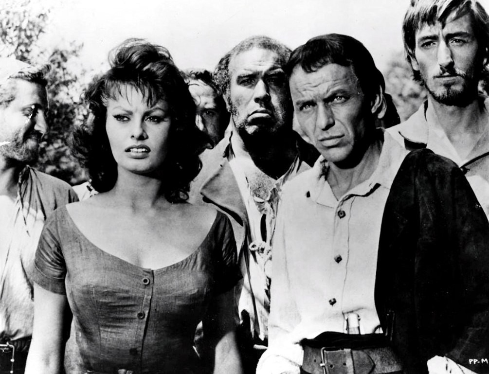 Sophia Loren: pic #1111077