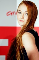 Sophie Turner (actress) photo #