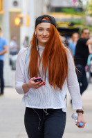 Sophie Turner (actress) photo #