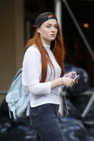 Sophie Turner (actress) photo #