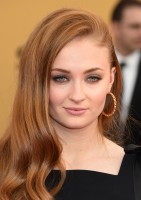 Sophie Turner (actress) photo #