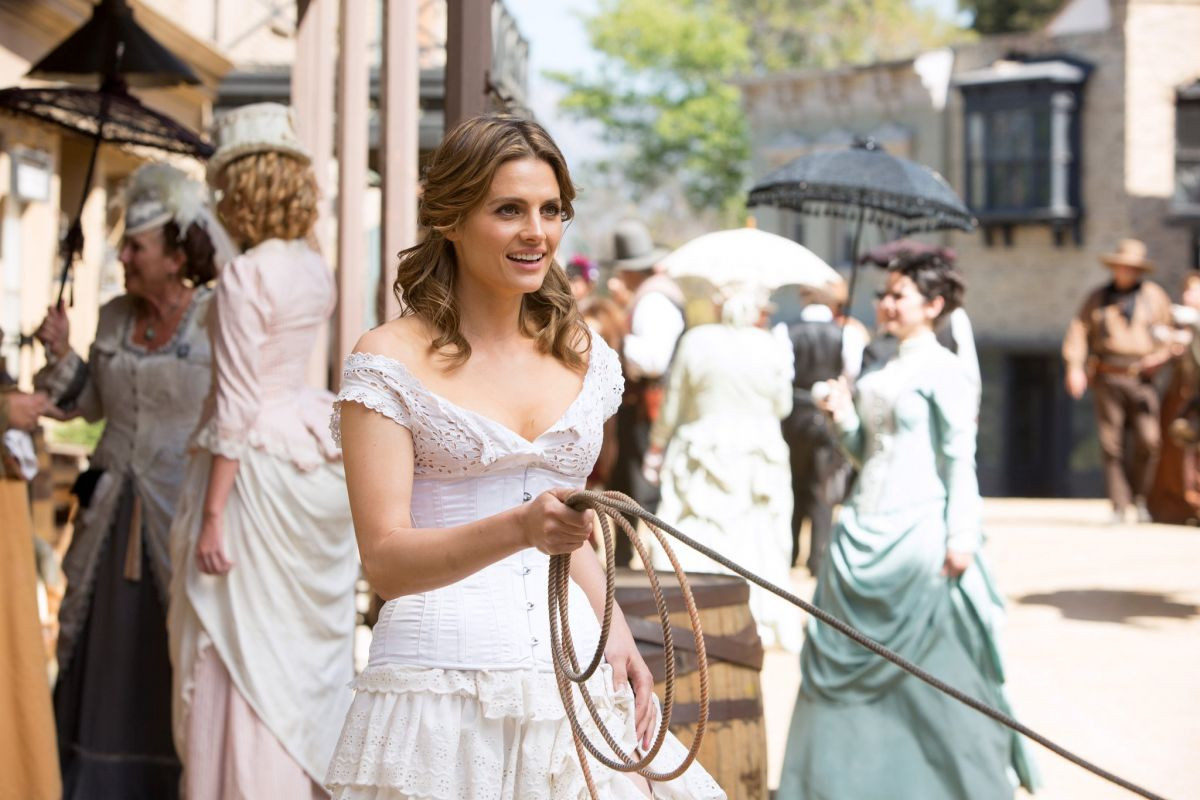 Stana Katic: pic #740386