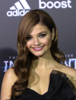 Stefanie Scott photo #