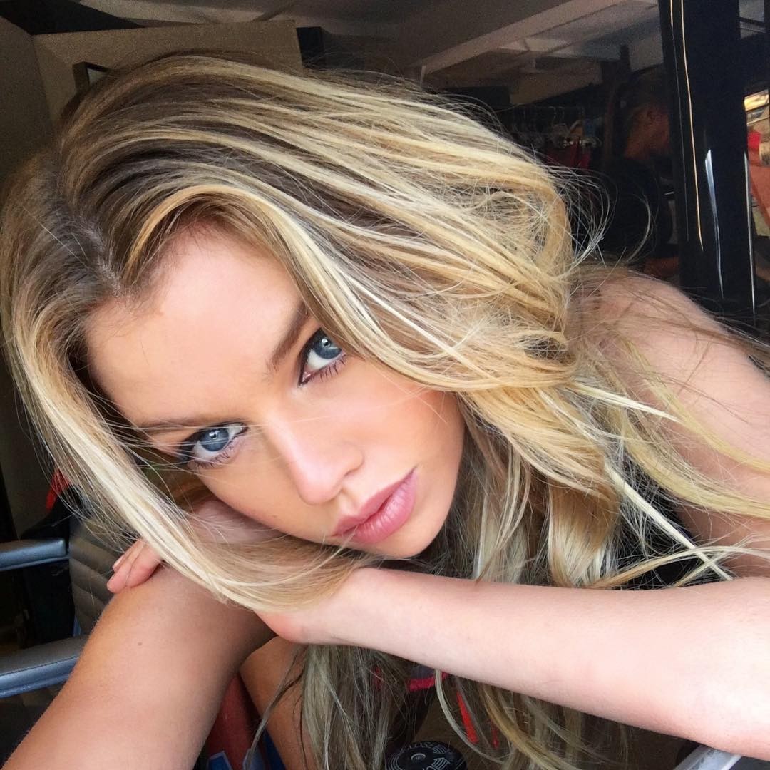 Stella Maxwell: pic #847854