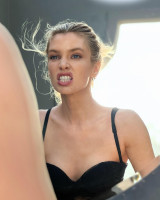 Stella Maxwell photo #