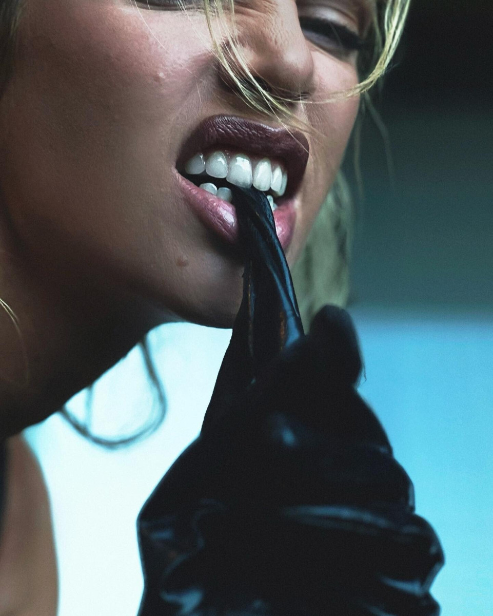 Stella Maxwell: pic #1366428