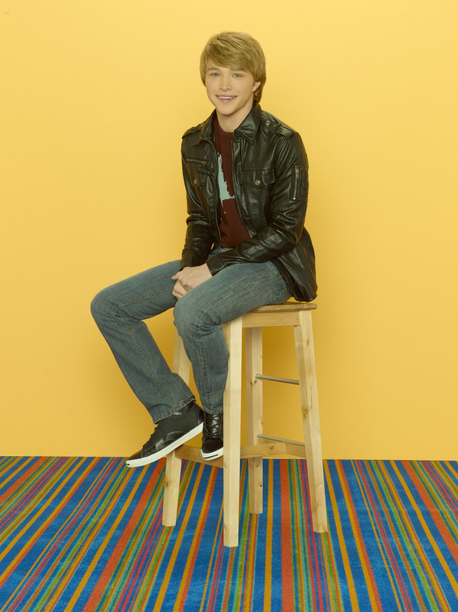 Sterling Knight: pic #468302