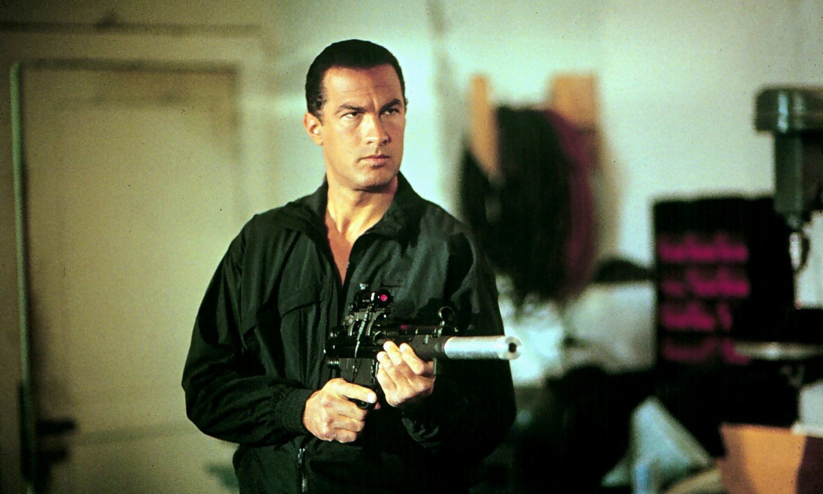 Steven Seagal: pic #1315116