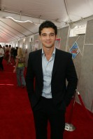 Steven Strait photo #