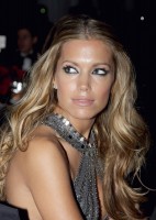 Sylvie Van Der Vaart photo #