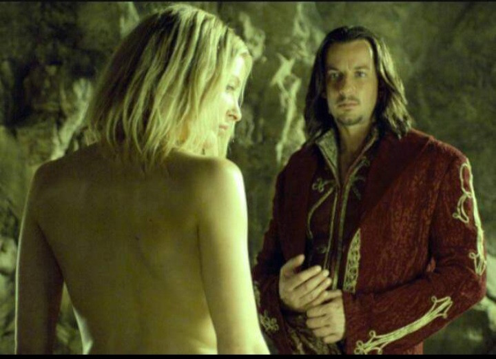 Tabrett Bethell: pic #1234612