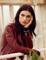 Tali Lennox photo #