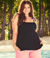 Tara Lynn photo #