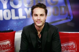 photo 26 in Taylor Kitsch gallery [id534509] 2012-09-21