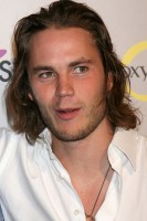 photo 11 in Taylor Kitsch gallery [id540359] 2012-10-07