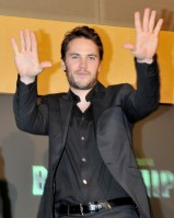 photo 20 in Taylor Kitsch gallery [id539453] 2012-10-03