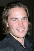 photo 18 in Taylor Kitsch gallery [id535515] 2012-09-25
