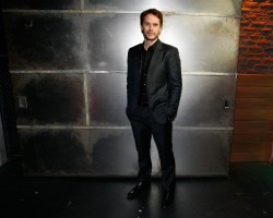 photo 28 in Taylor Kitsch gallery [id534080] 2012-09-19