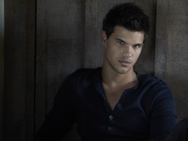 Taylor Lautner photo #