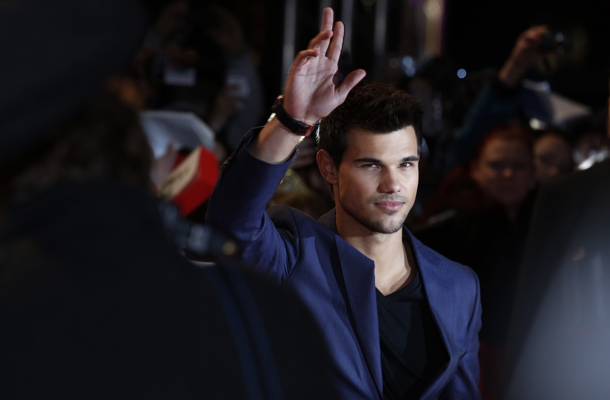 Taylor Lautner: pic #554223