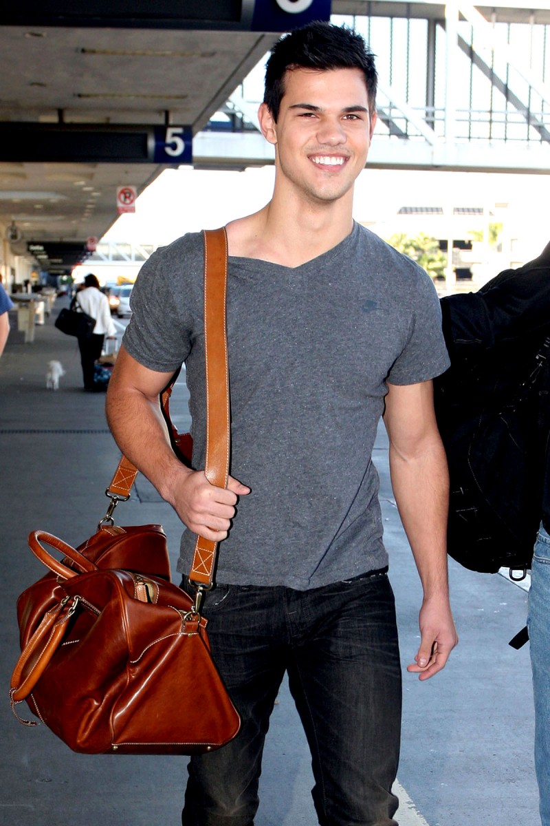 Taylor Lautner: pic #313379