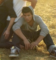 Taylor Lautner pic #345791