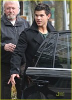 photo 23 in Taylor Lautner gallery [id292537] 2010-10-01