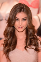 Taylor Hill photo #