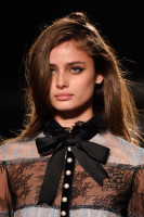 Taylor Hill photo #