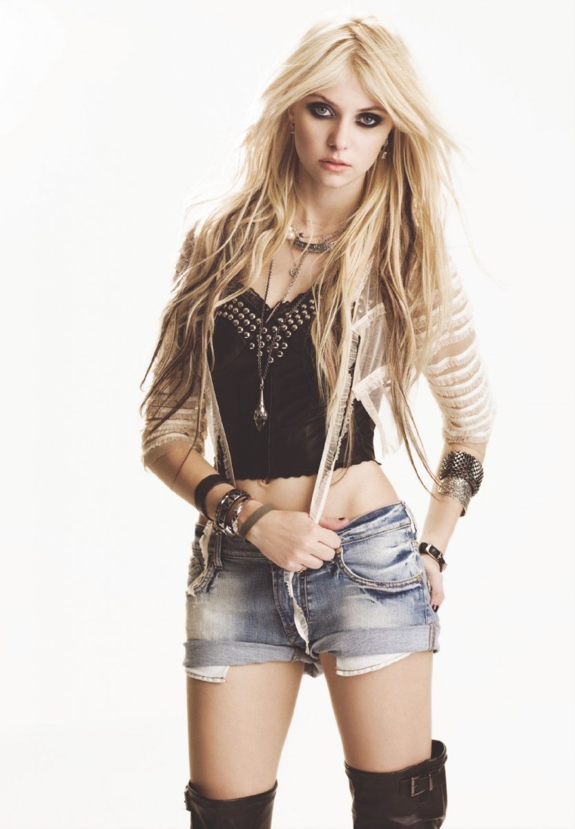 Taylor Momsen: pic #226976