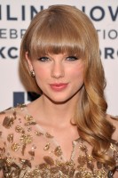 photo 9 in Taylor Swift gallery [id559471] 2012-12-08