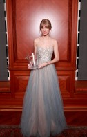 photo 13 in Taylor Swift gallery [id437191] 2012-01-24