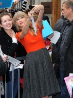 photo 23 in Taylor Swift gallery [id540893] 2012-10-08