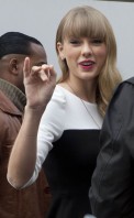 photo 5 in Taylor Swift gallery [id552147] 2012-11-13