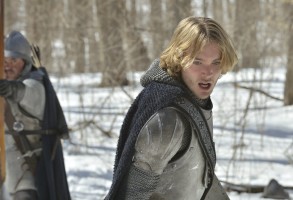 Toby Regbo  photo #