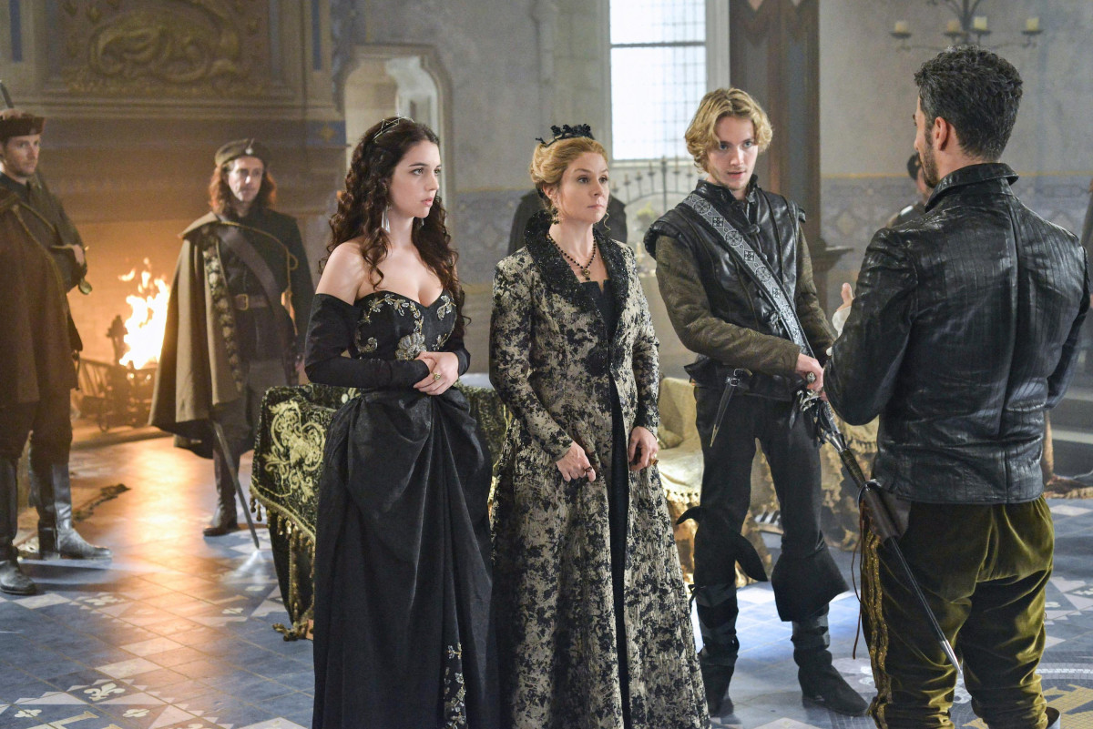 Toby Regbo : pic #711693