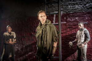 Tom Hiddleston photo #