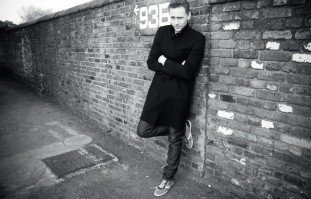 Tom Hiddleston photo #