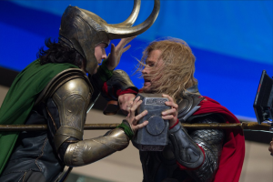 Tom Hiddleston photo #