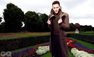 Tom Hiddleston photo #
