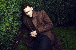 Tom Hiddleston photo #