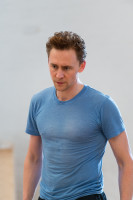 Tom Hiddleston photo #